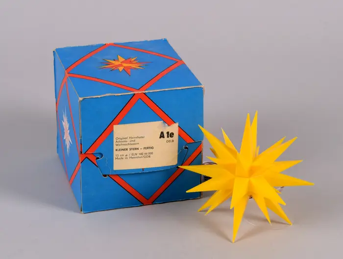 Herrnhuter Stern mit Verpackung